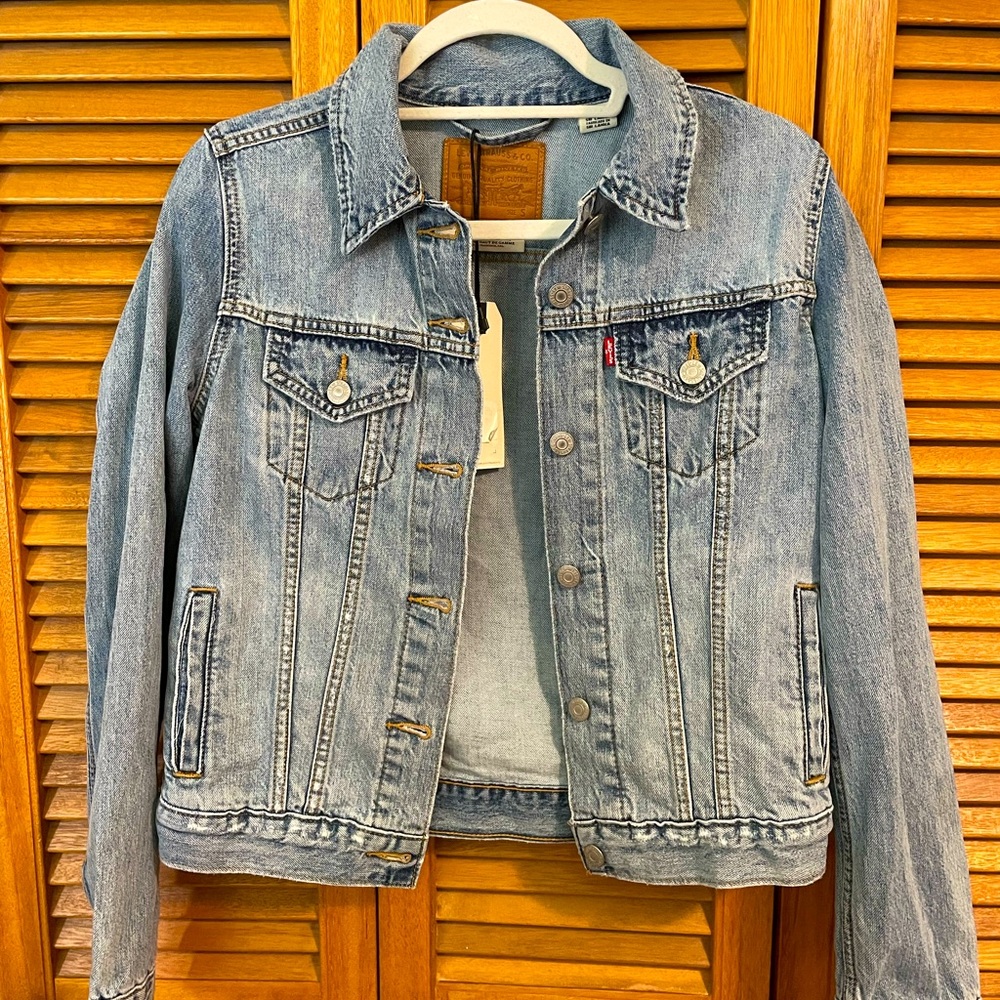Levi’s original trucker jean jacket